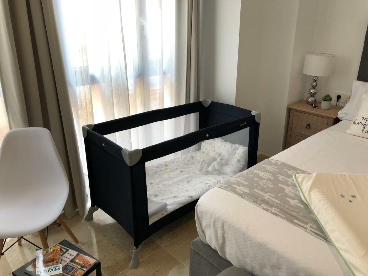 Ancha Del Carmen Ave Centro Malaga Madmar Lujo New Zambrano Lejlighed Eksteriør billede